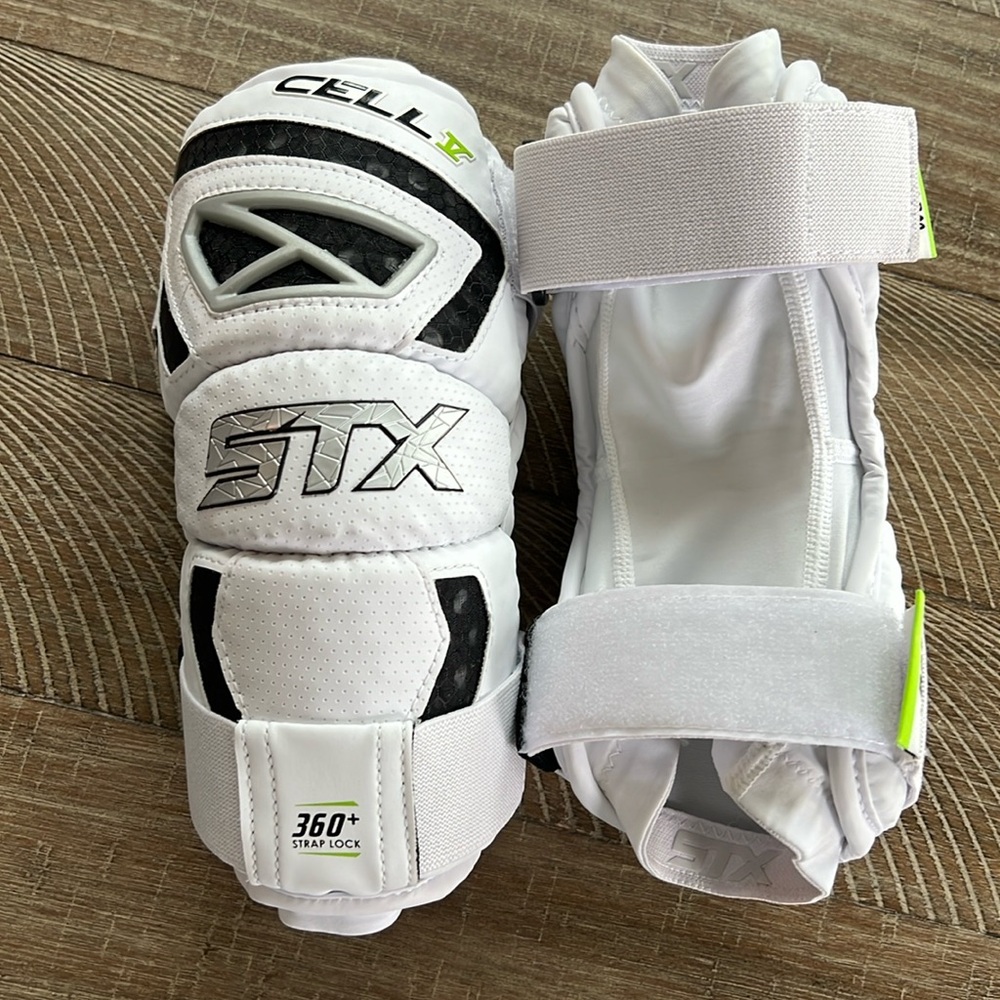 STX Cell 5 elbow pads